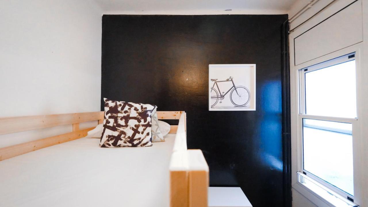 Bed&Bcn Sant Andreu Apartment Barcelona Ngoại thất bức ảnh