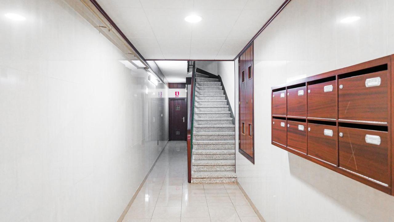 Bed&Bcn Sant Andreu Apartment Barcelona Ngoại thất bức ảnh