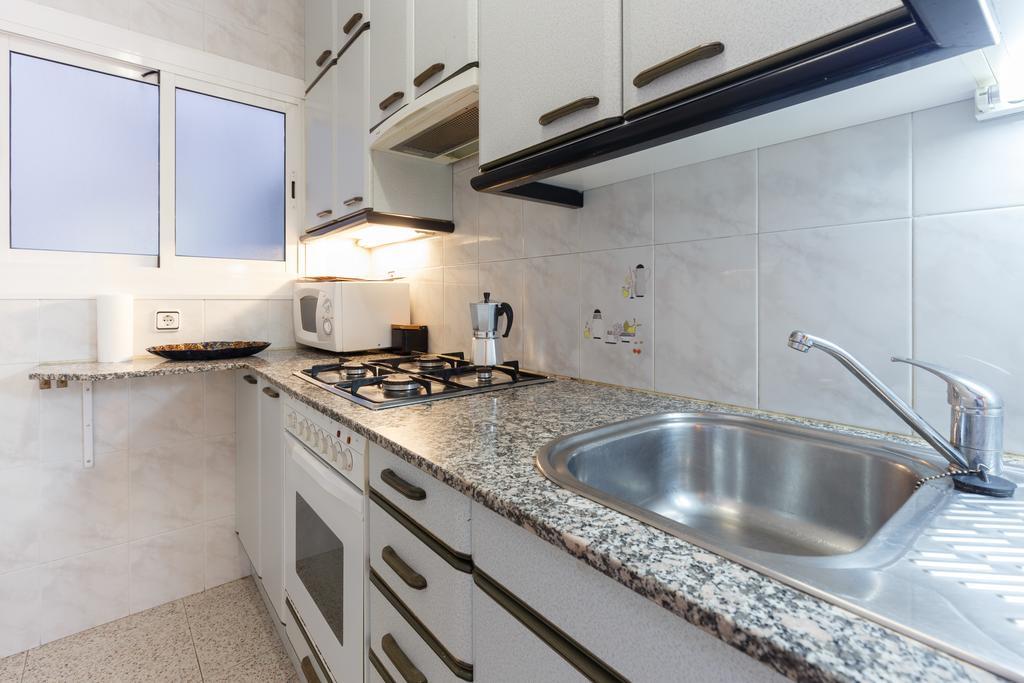 Bed&Bcn Sant Andreu Apartment Barcelona Ngoại thất bức ảnh